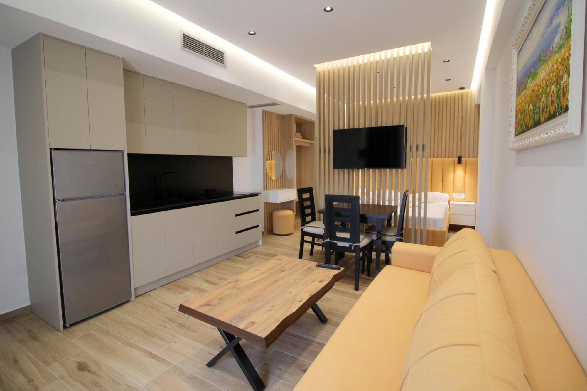 Alis Apartments Sarandë Exterior foto